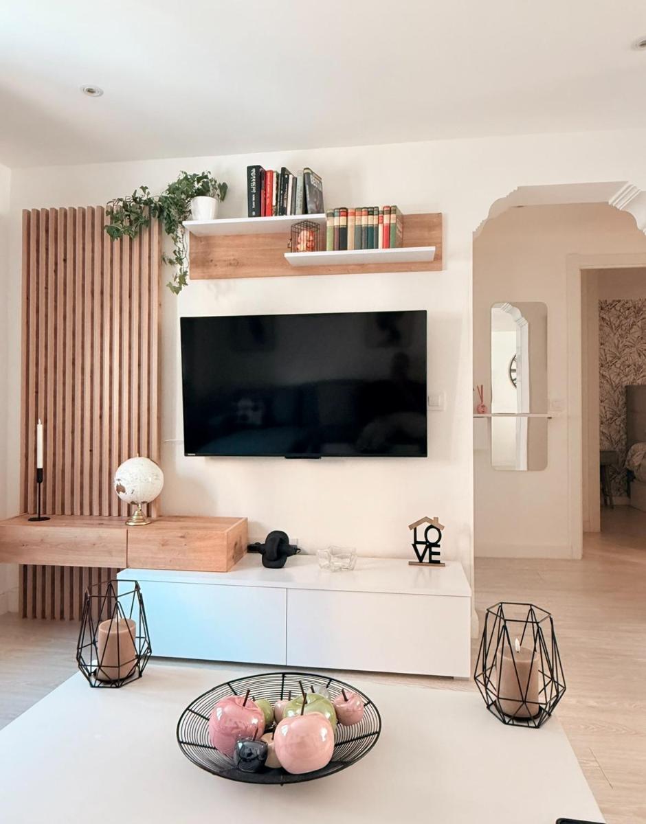 FANTASTIC APARTMENT, NEWLY RENOVATED - Housity