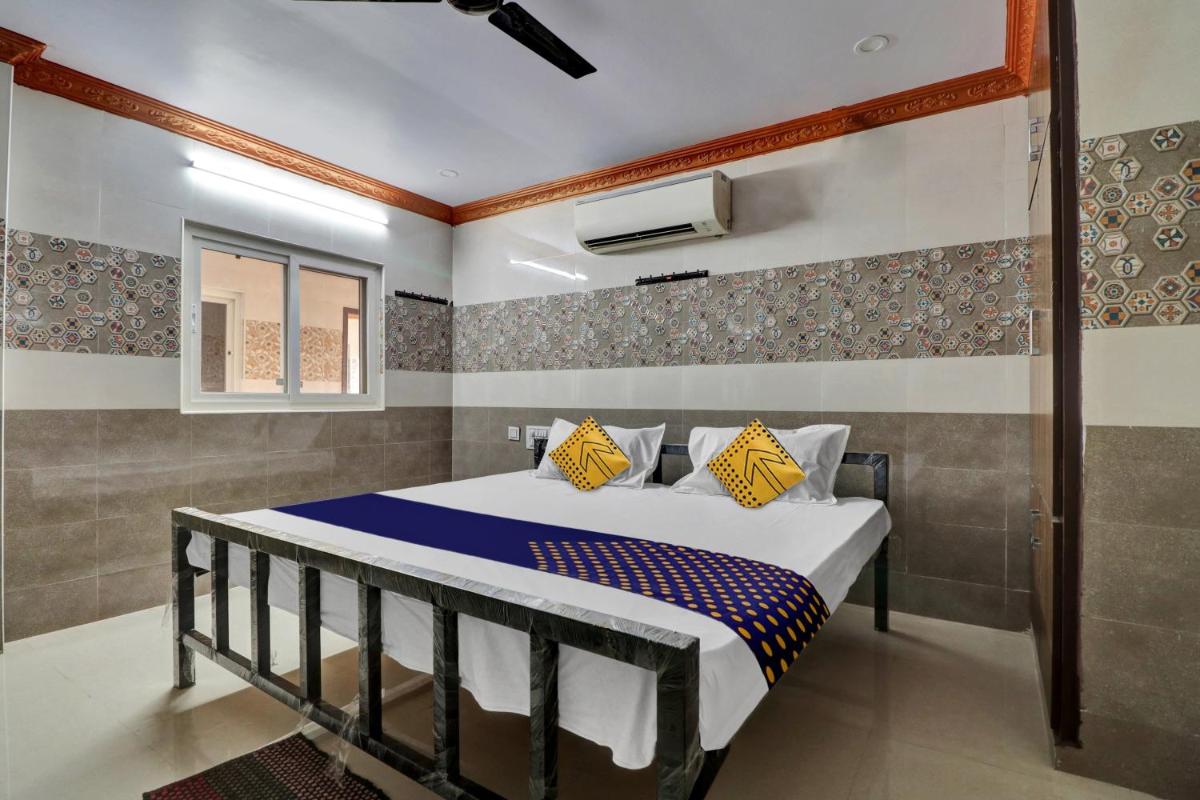 SPOT ON Hotel Maha Lakshmi - Housity