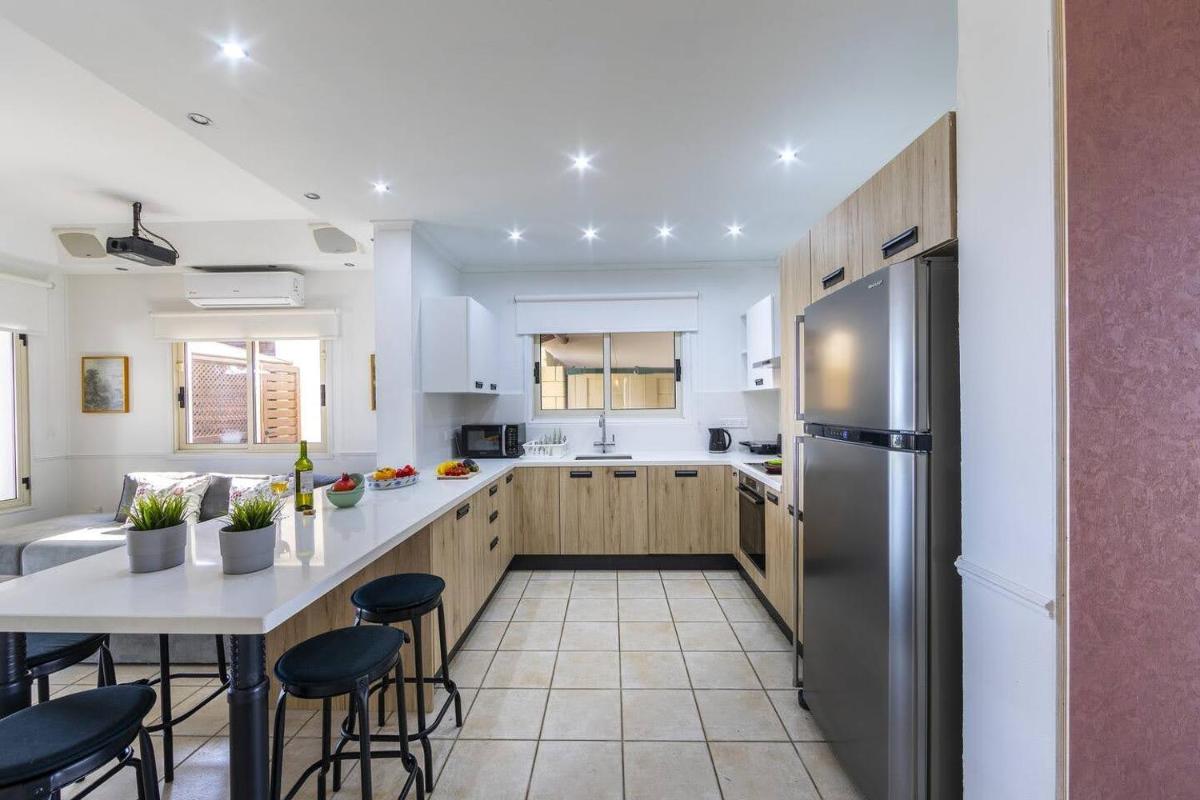 Beachfront Villa Carpe Diem - Housity