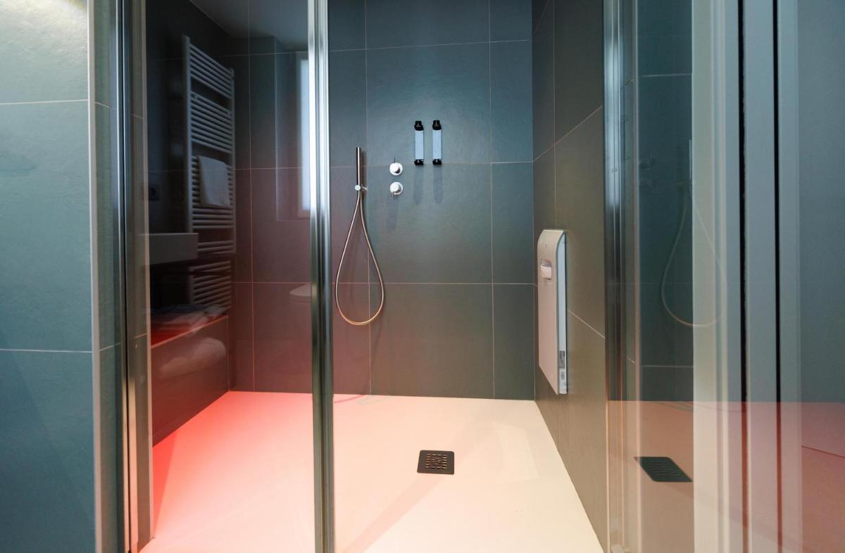 Hotel Stelvio Tirano - Housity