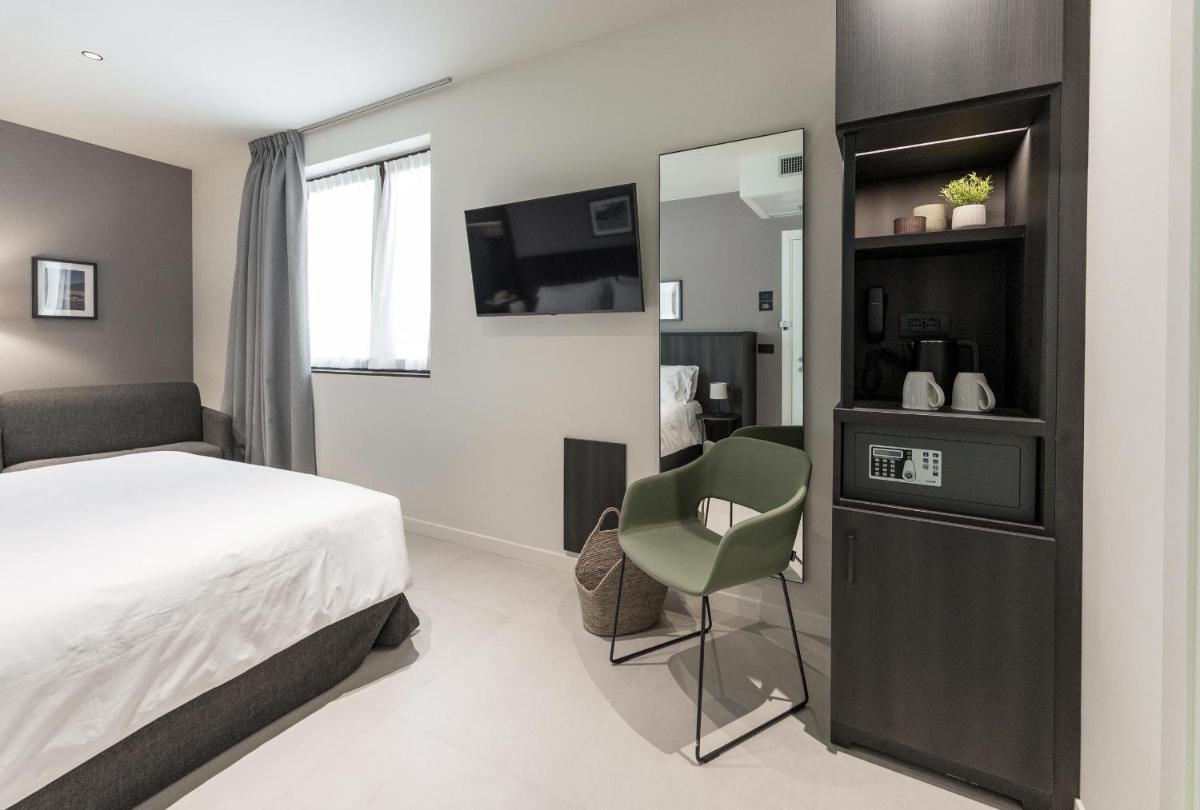 Hotel Stelvio Tirano - Housity