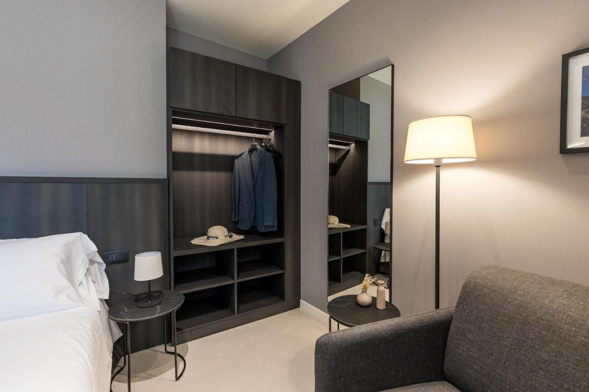 Hotel Stelvio Tirano - Housity