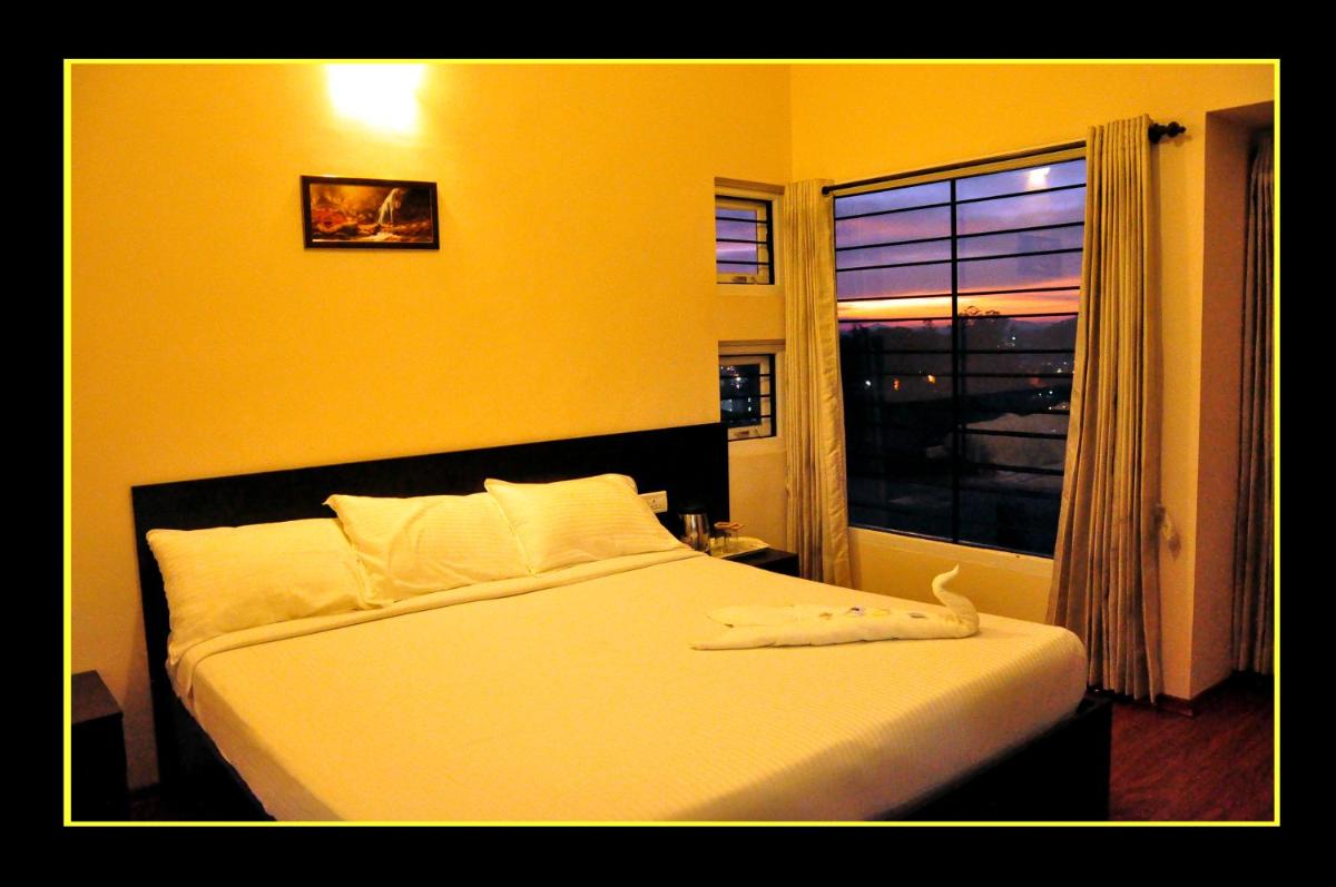 The Hill Side - Housity