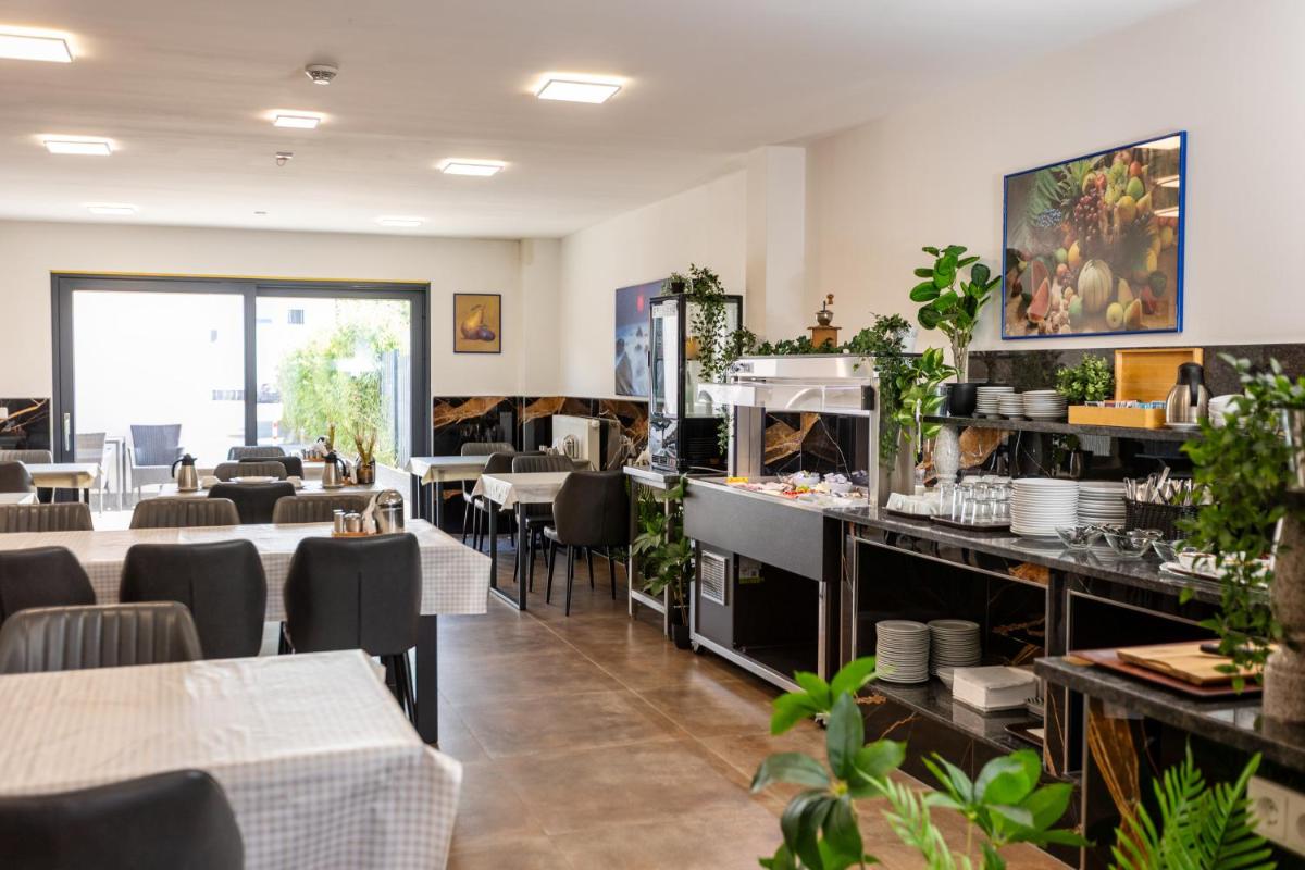 Aalto Hotel - Hizvo