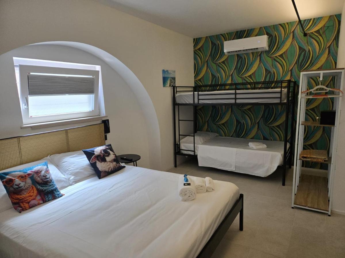 MiamiHouse Essential Suite - Housity