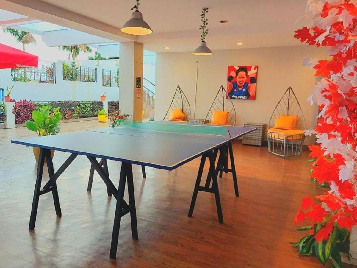 Tagaytay Hotel SixB - Hizvo