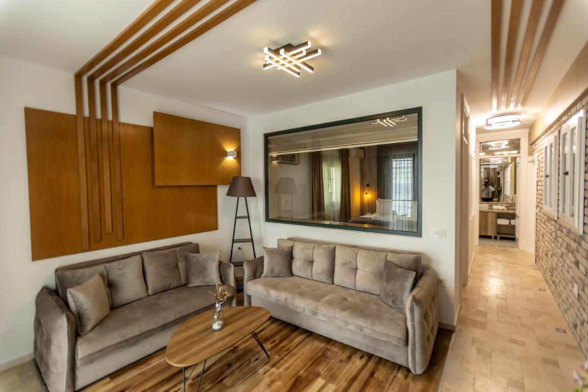 Barjaktar - Luxury Suites & SPA - Housity