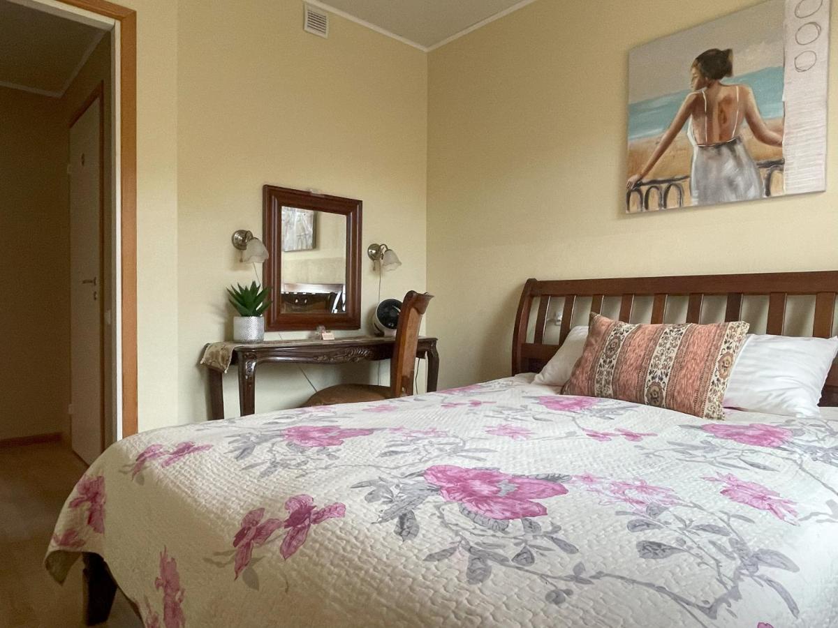 Akord Apartments with FREE PARKING - Housity