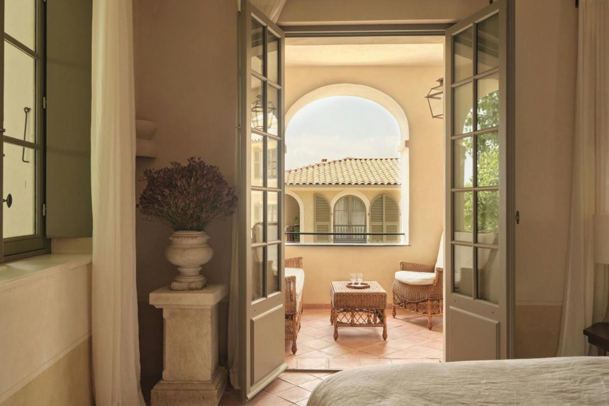 Coin salon dans l'établissement Hôtel du Couvent, a Luxury Collection Hotel, Nice