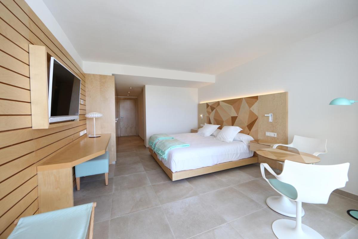 Cama o camas de una habitación en Iberostar Selection Playa de Palma