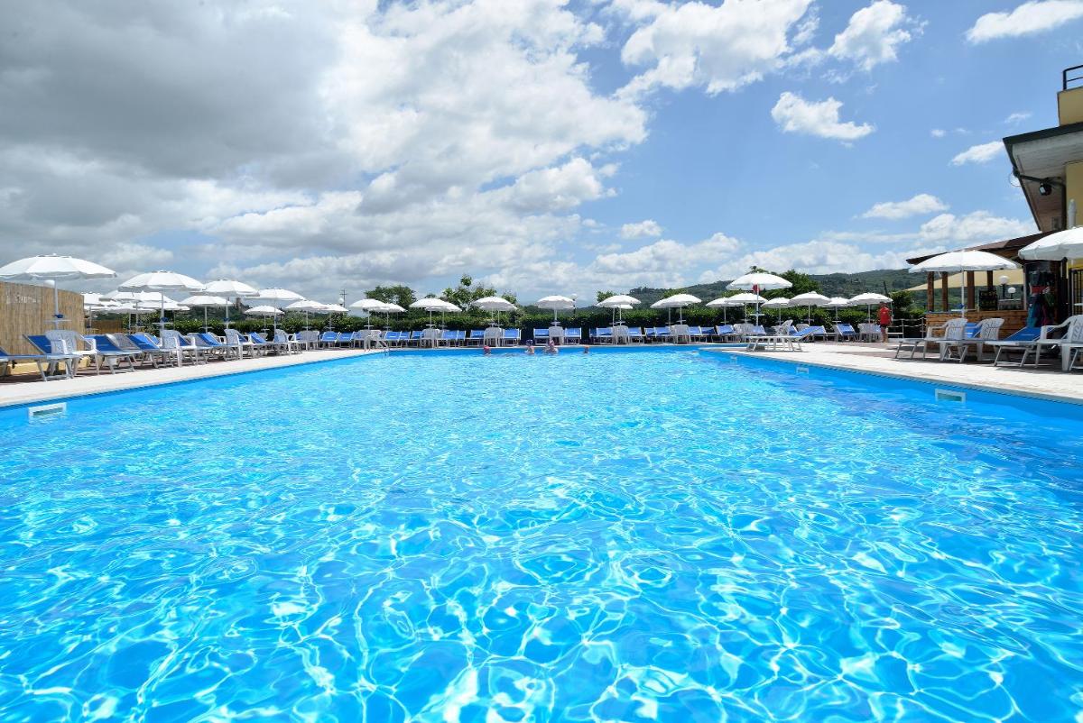 Hotel Ristorante Dante - Housity