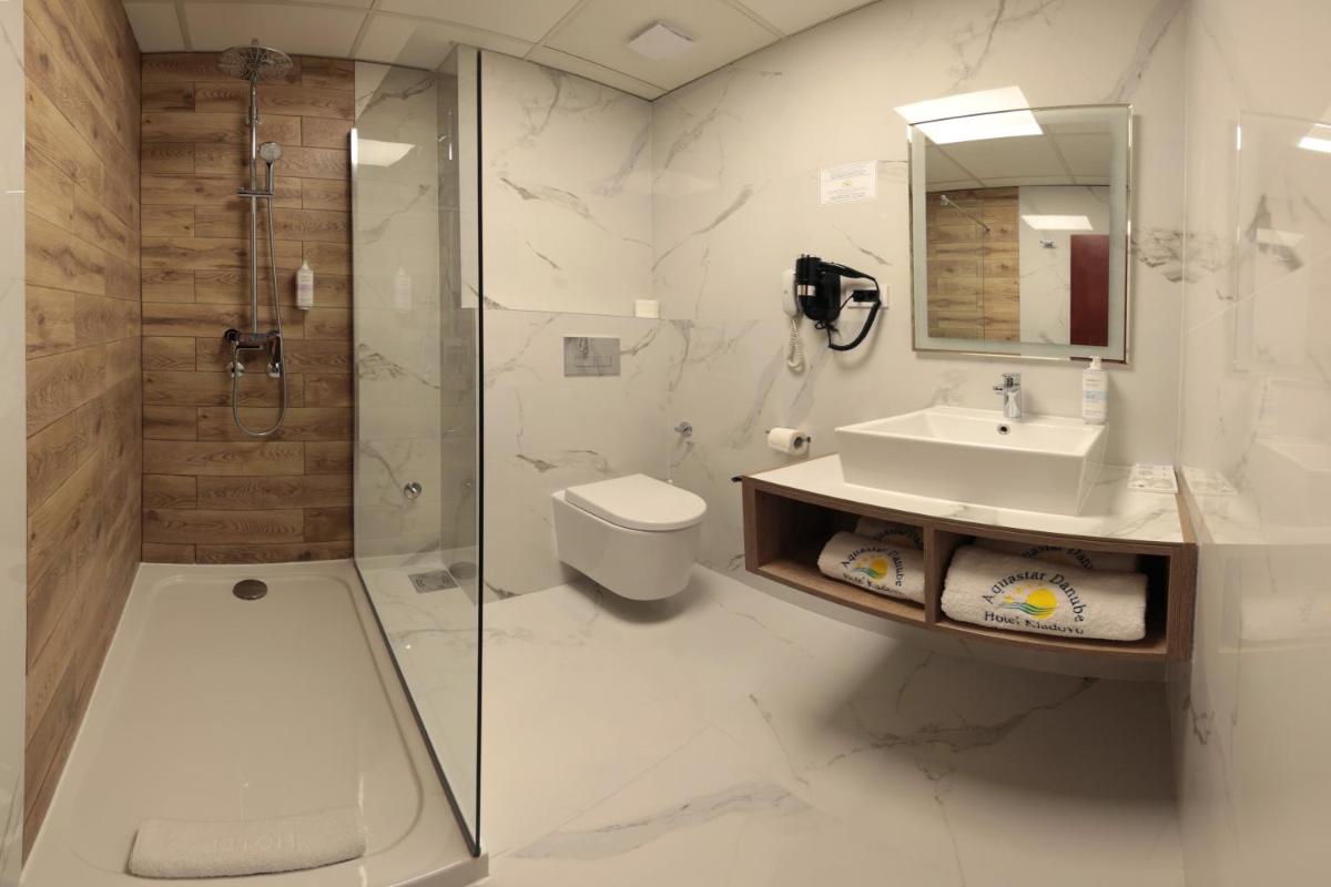Hotel Aquastar Danube - Hizvo