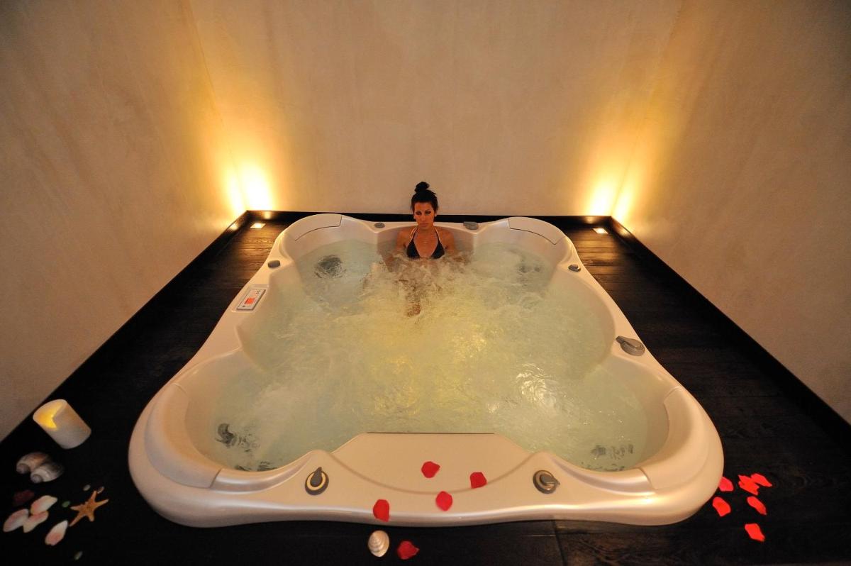 Suitetrails - Egnatia City Hotel & Spa