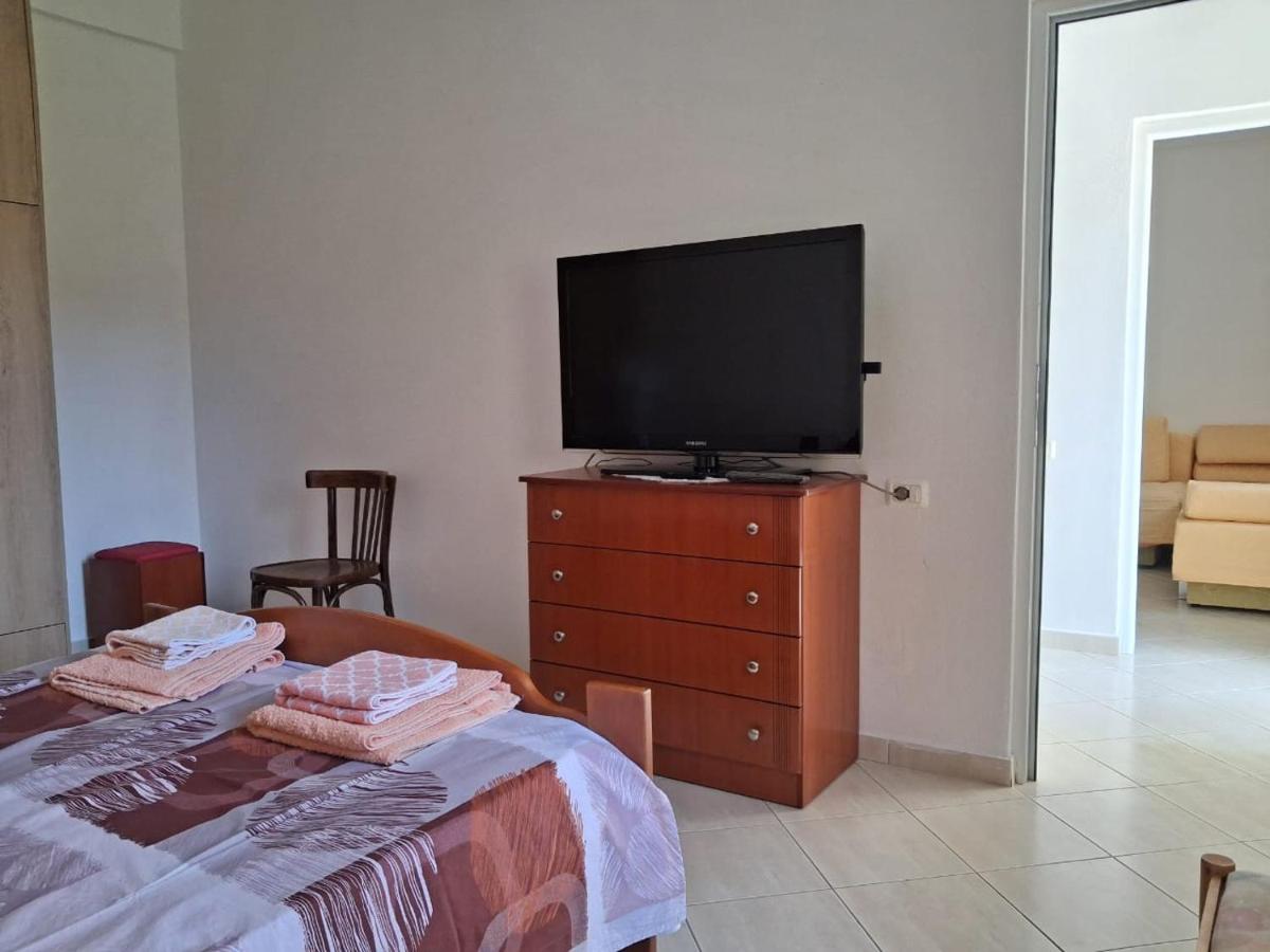 Cozy Apartment in Delvinë - Hizvo