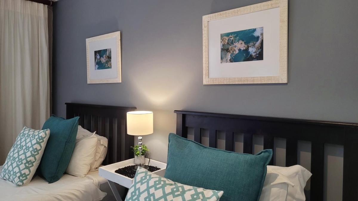 Deja' Blu Bed and Breakfast - Housity