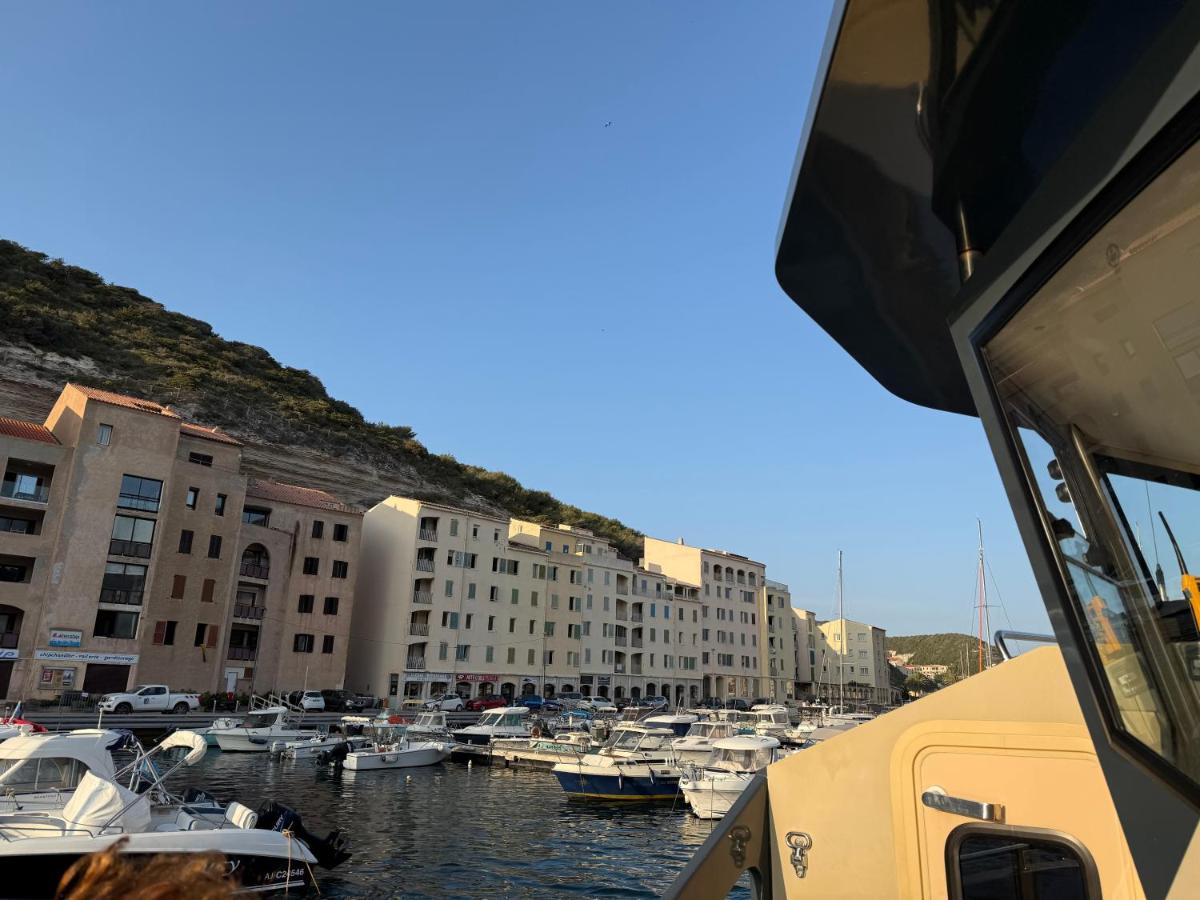 appartement climatisé vue panoramique sur port Bonifacio - Housity