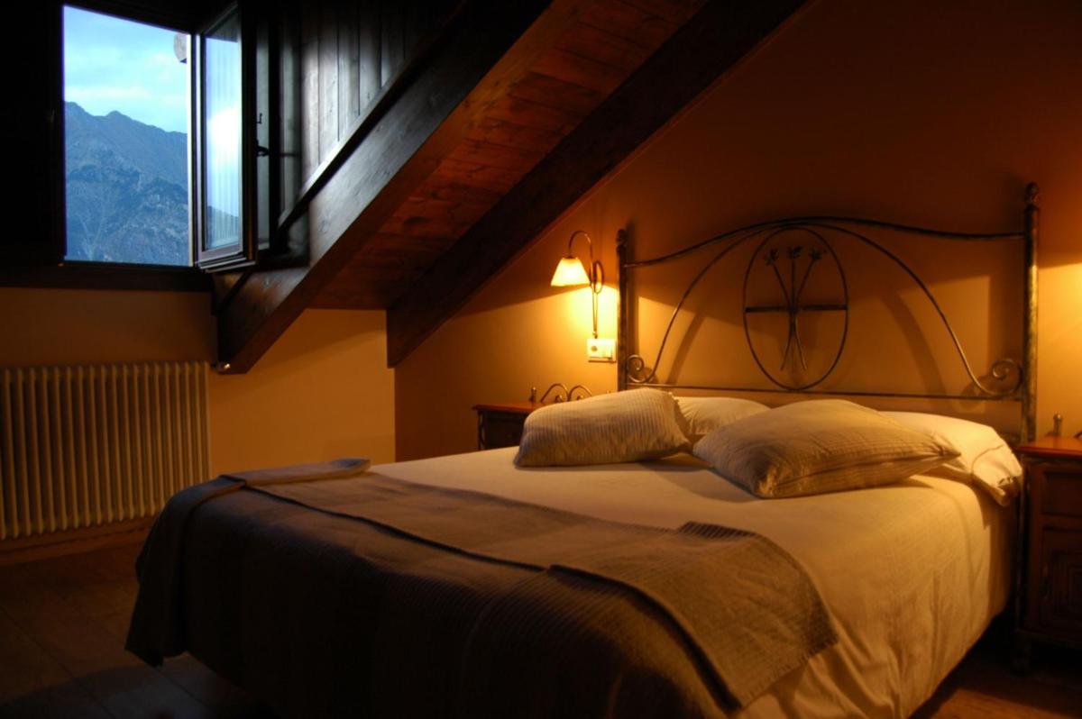 Hotel Areulo - Housity