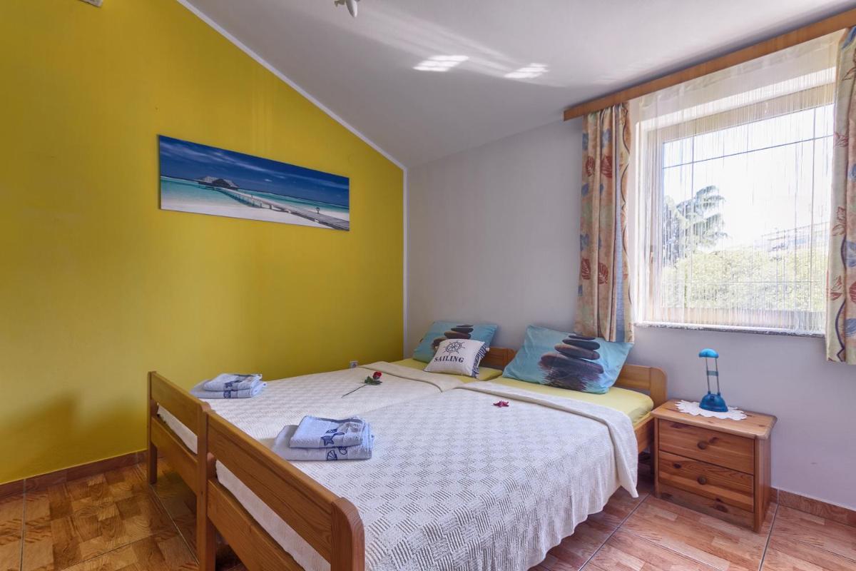 Apartments Ljiljana - Housity