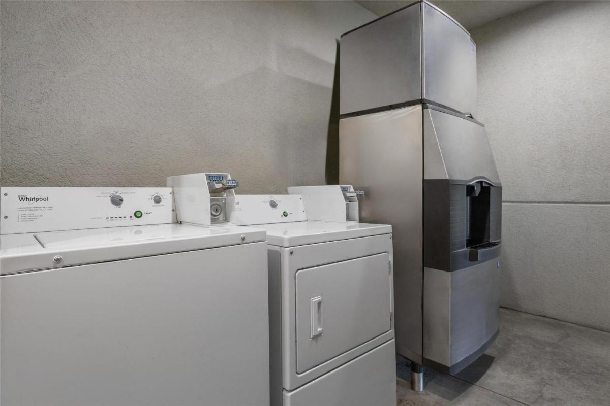 SureStay by Best Western McAlester - Housity