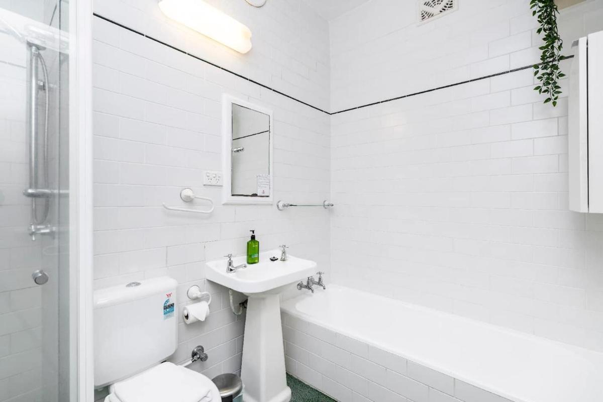 3 Funky &cool Family Coolbinia 2br For 4 - Housity