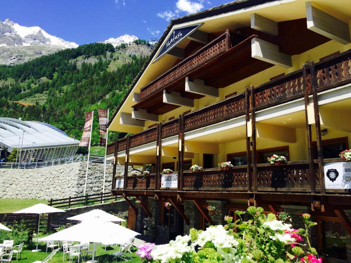 Shatush Hotel - Housity