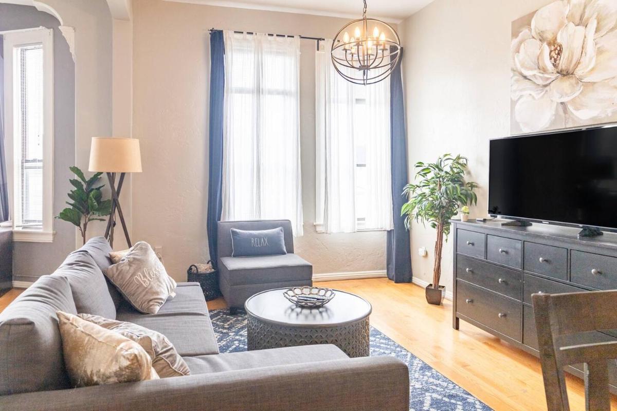 Greely Gaslamp - Loft W Parking & 3 Beds #402 - Hizvo