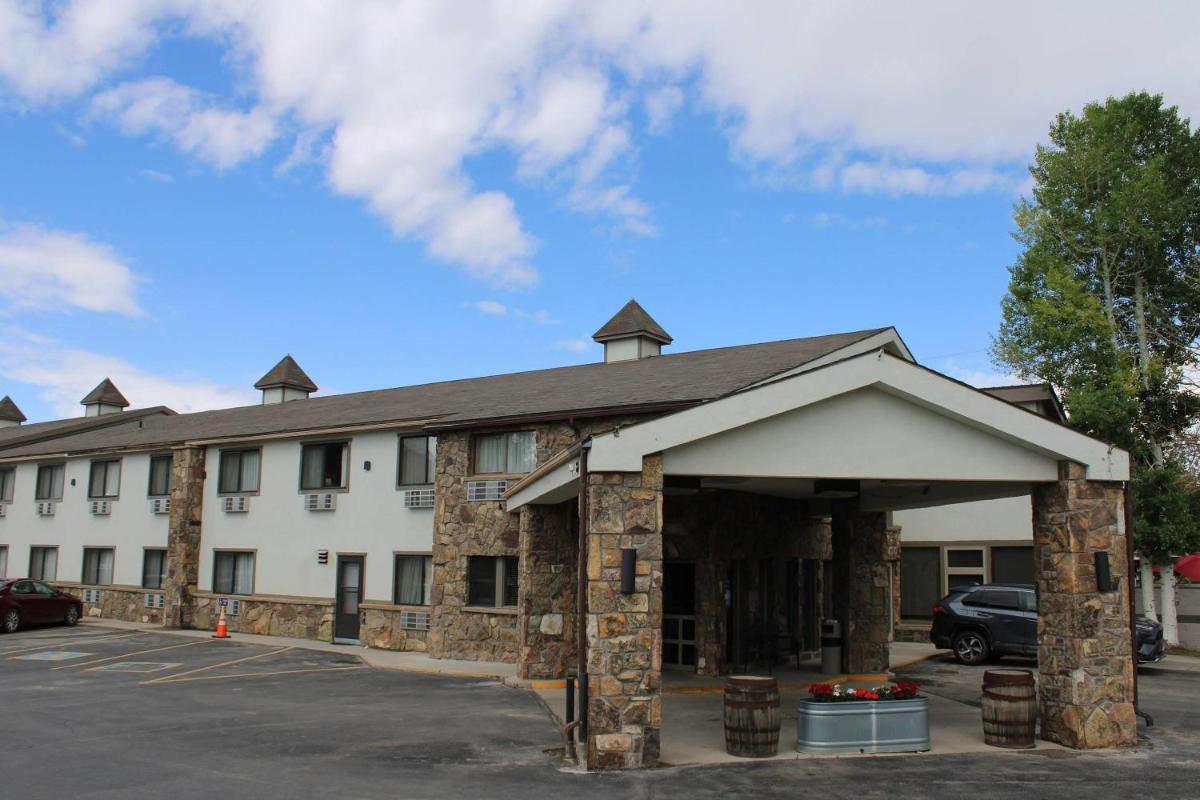 Quality Inn Gunnison-Crested Butte - Housity