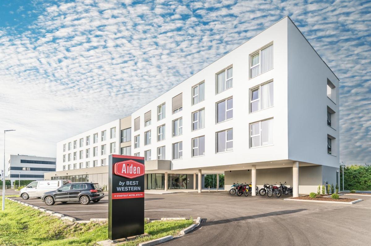 Aiden by Best Western Stadtgut Hotel Steyr - FREE PARKING - Housity
