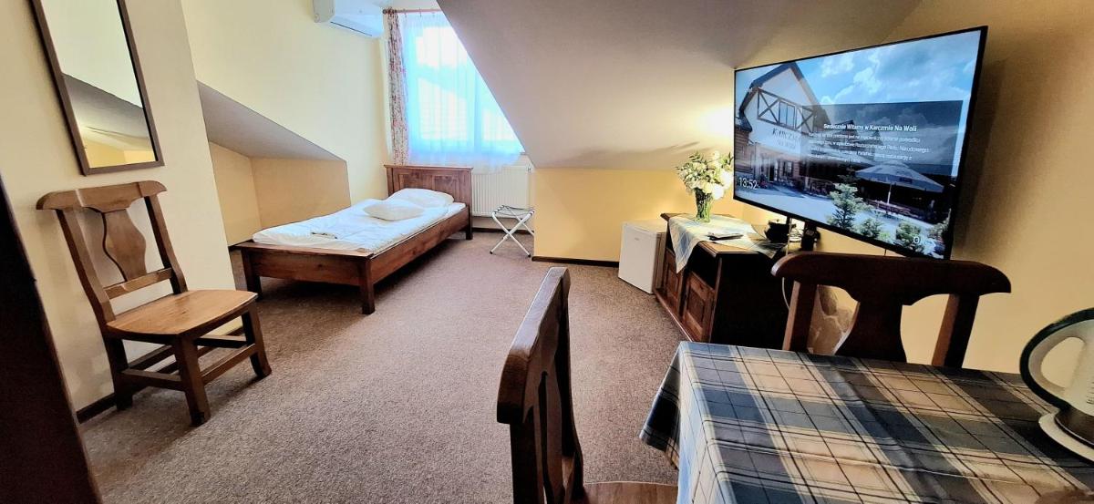 Karczma na Woli - Housity