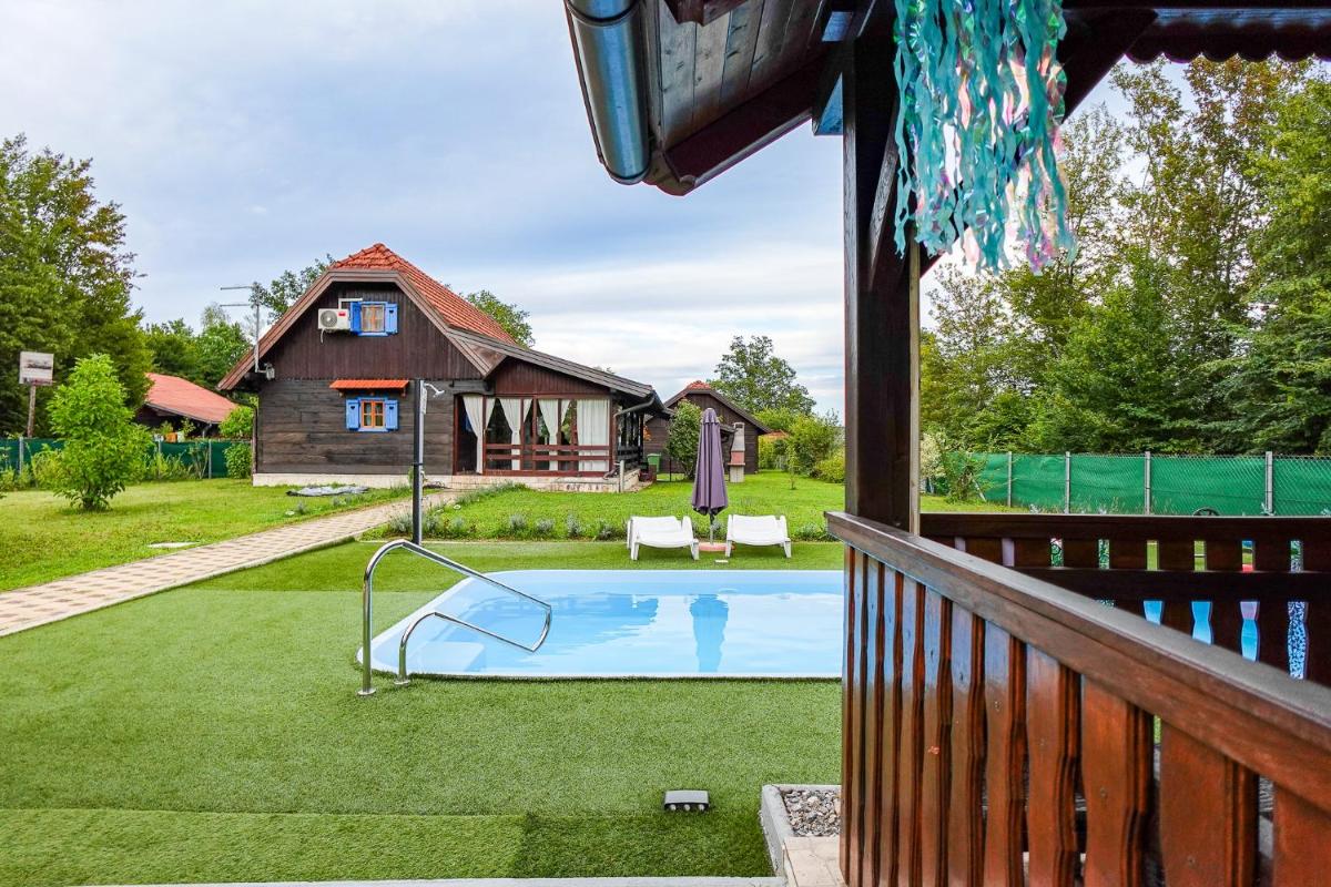 Rural Holiday House Monto - Housity