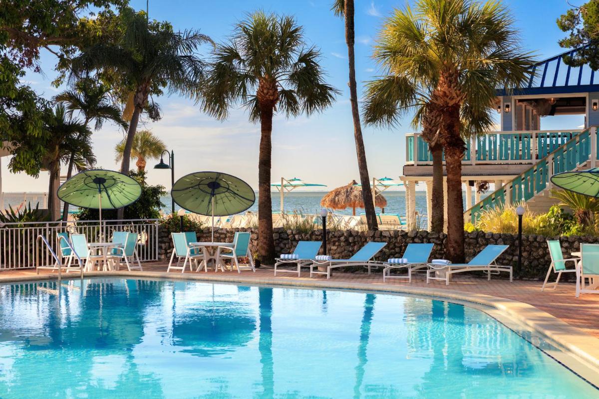 SkyBeach Resort - Housity