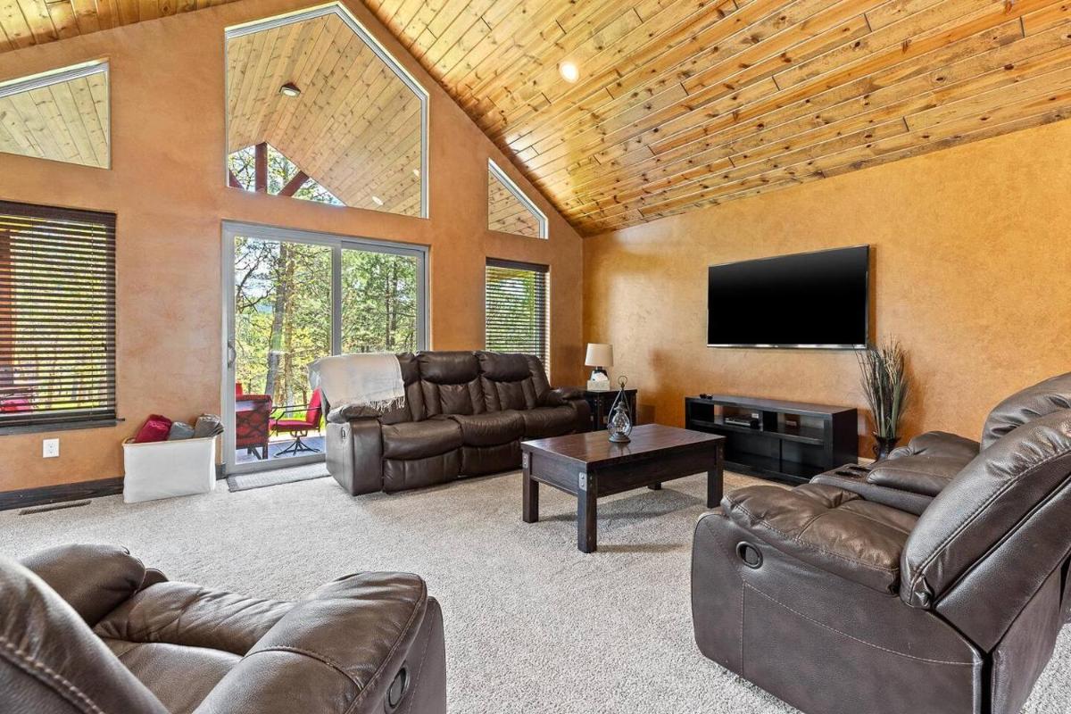 Larkspur Hills - Housity