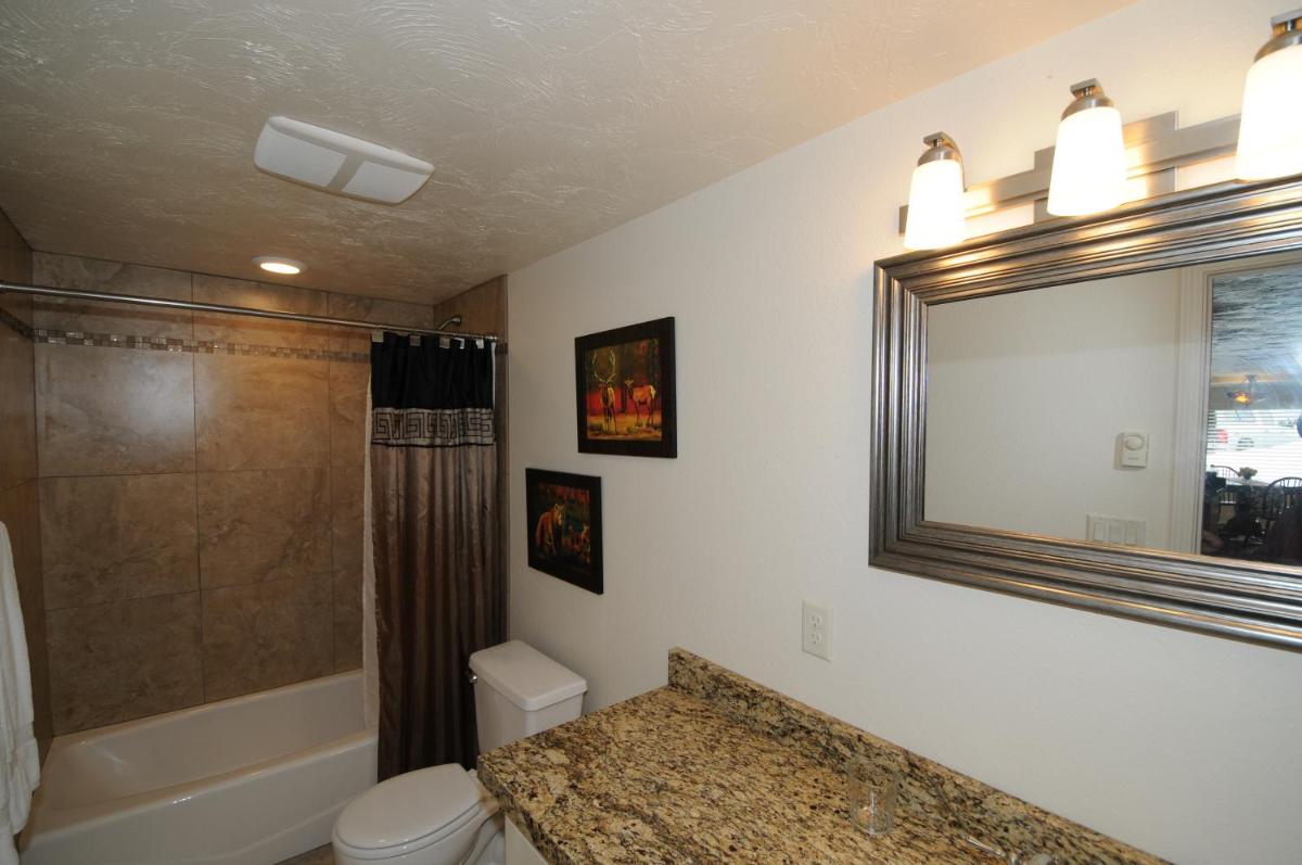 Fin and Feather Inn - Housity