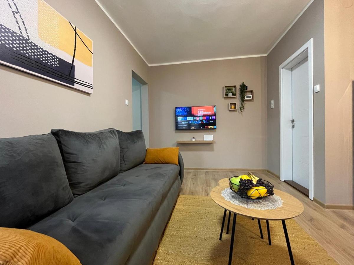 Apartman Momirov Titel - Housity