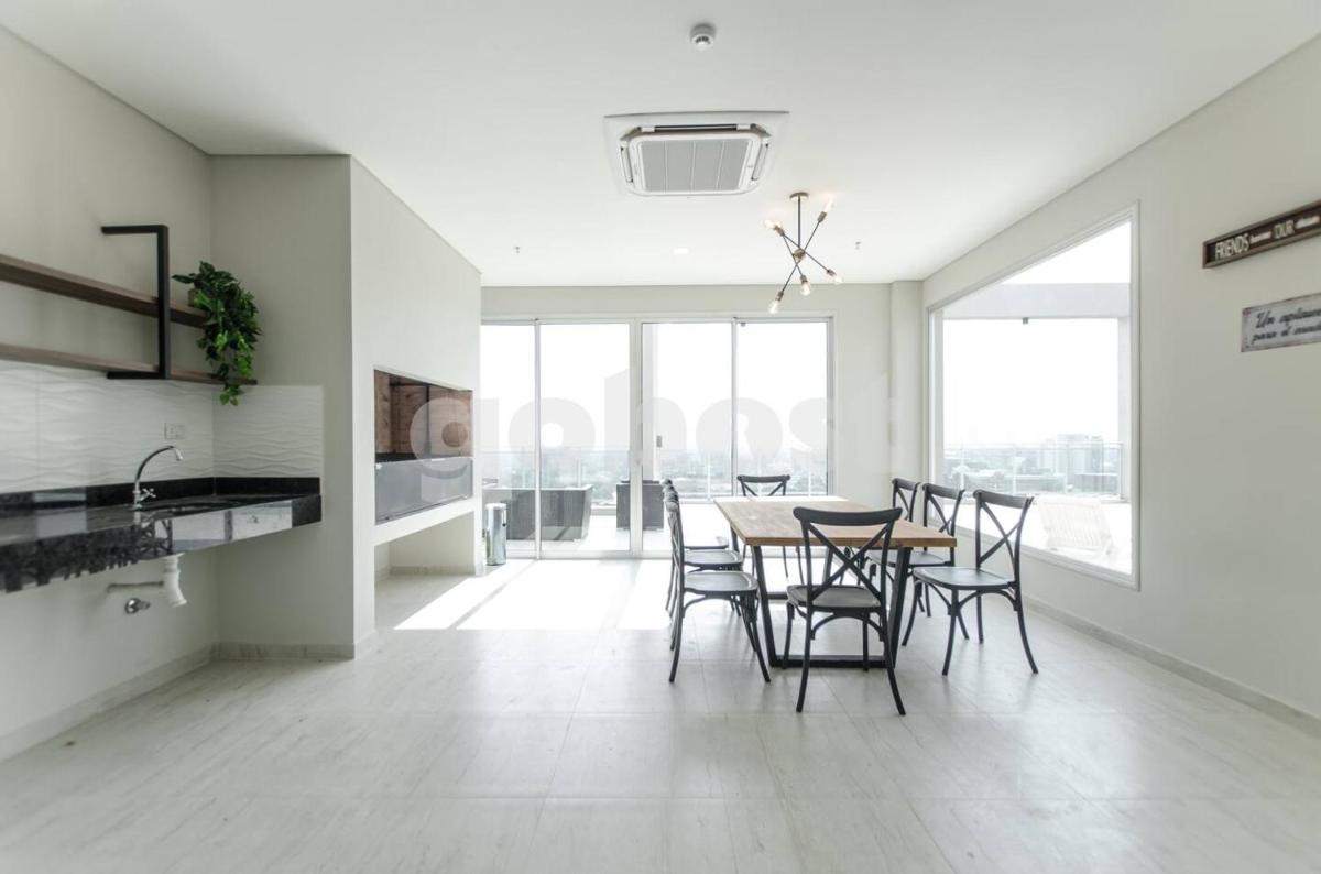 Spacious 2 Bedroom Apartment In Villa Morra - Housity