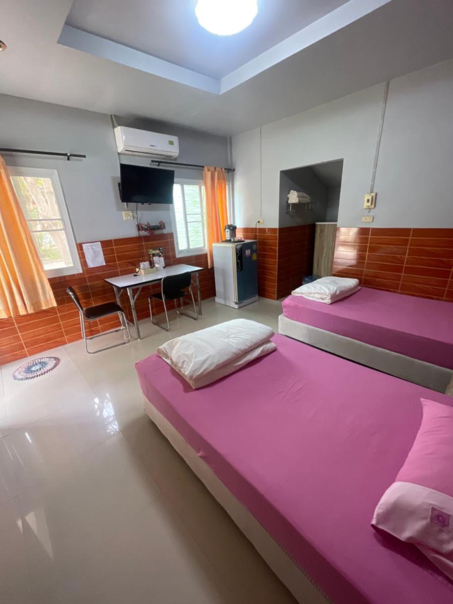 กอข้าว รีสอร์ท - Housity