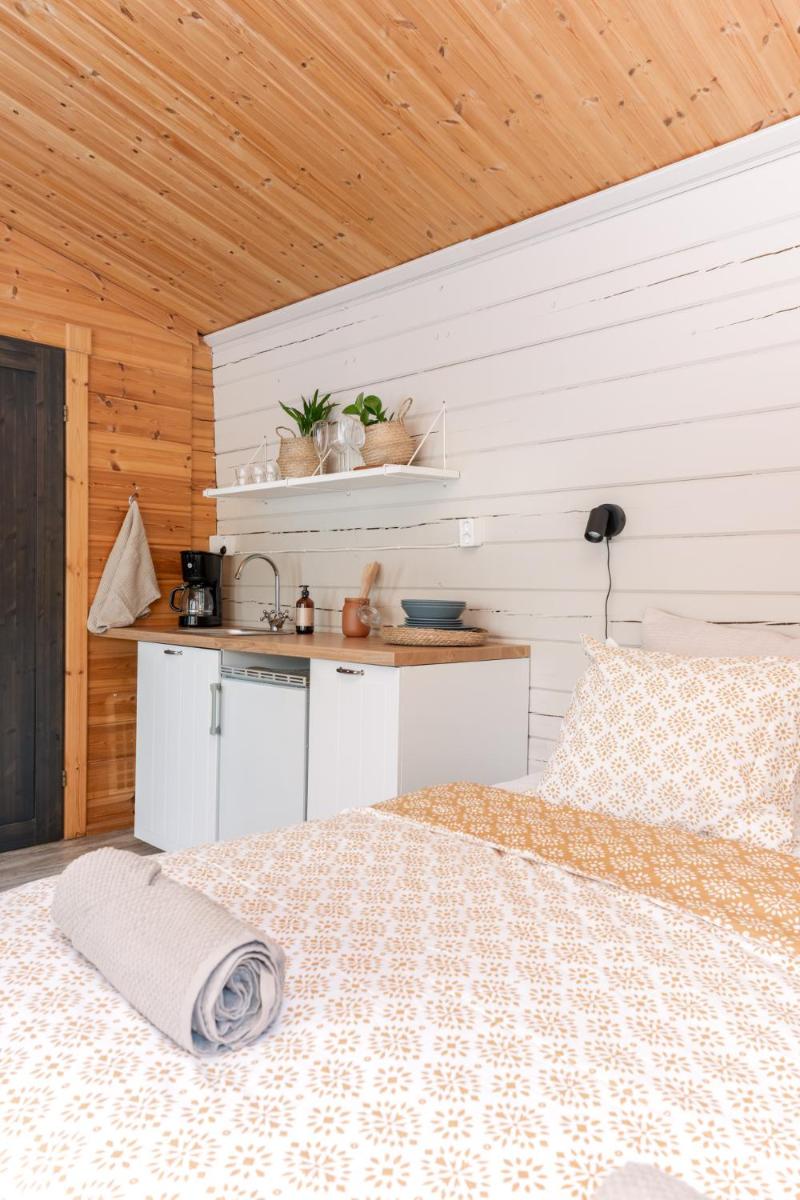 Cottage by the sea - Hizvo
