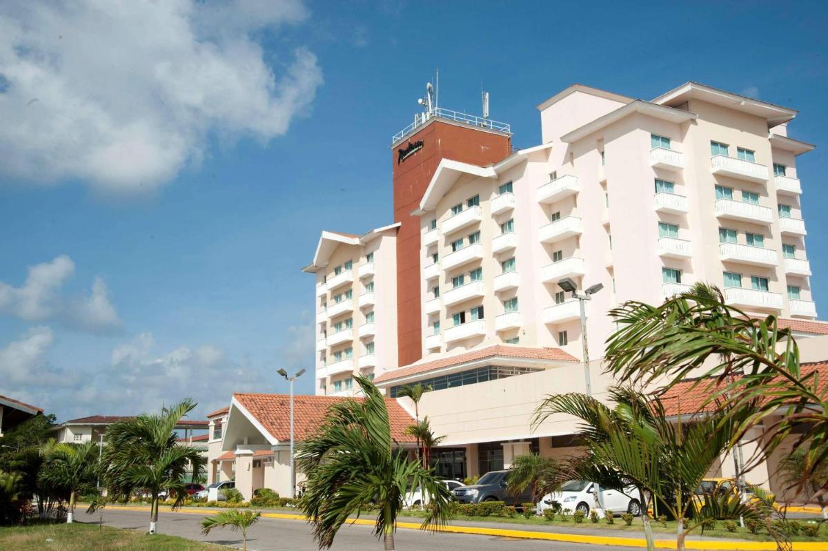 Radisson Colon 2,000 Hotel & Casino - Housity