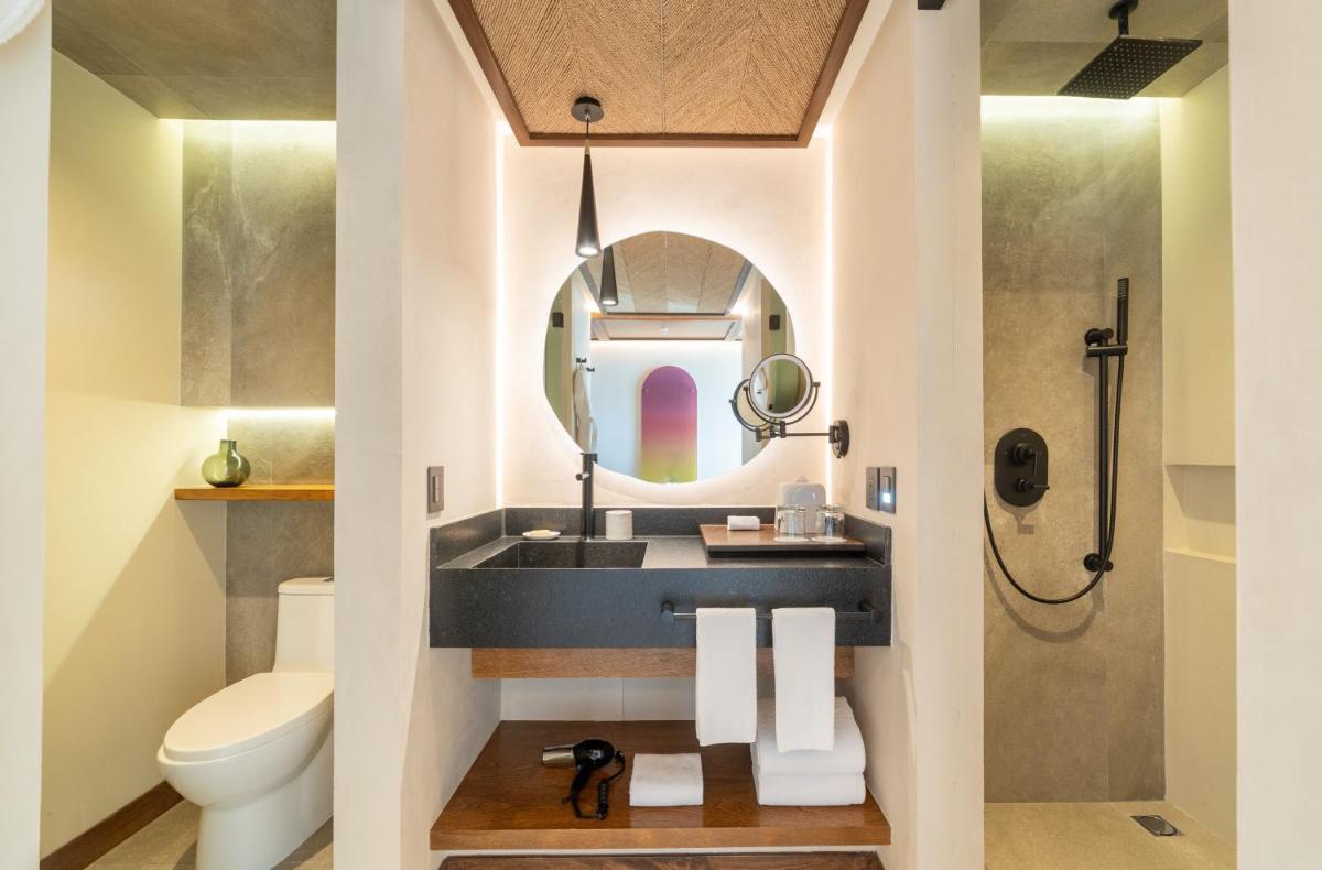 Hotel Indigo La Paz Puerta Cortes by IHG - Housity