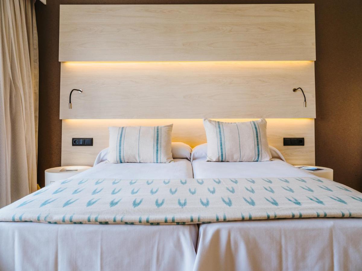 Cama o camas de una habitación en Grupotel Gran Vista & Spa