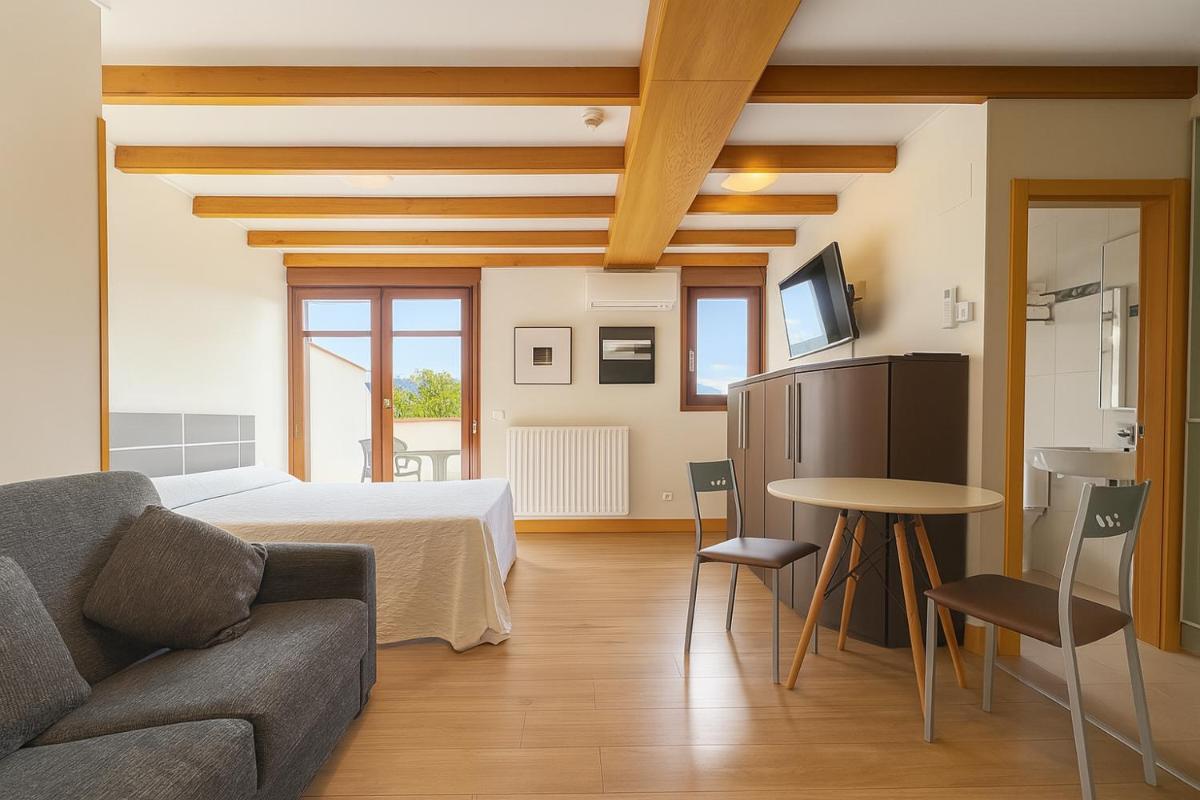 Apartamentos Turisticos Talaimendi - Housity