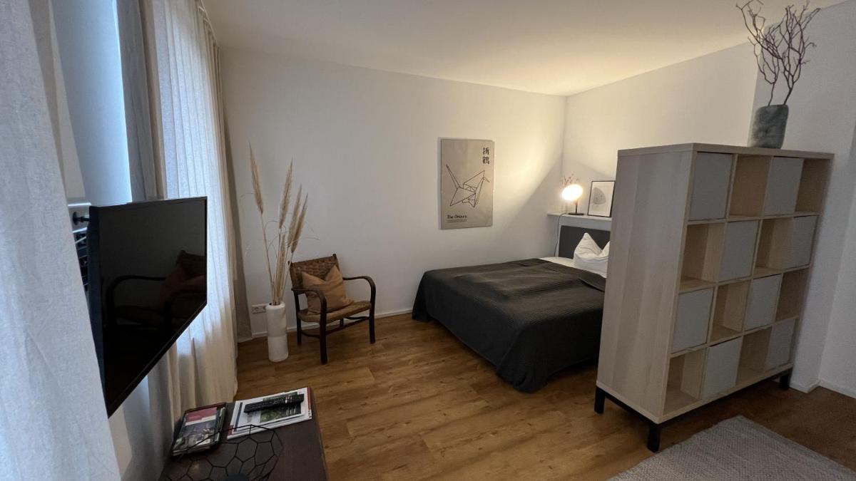 discovAIR Eisenach - 3-Zi-Apartment Milan- Schwimmbad-Nah mit Netflix - Hizvo