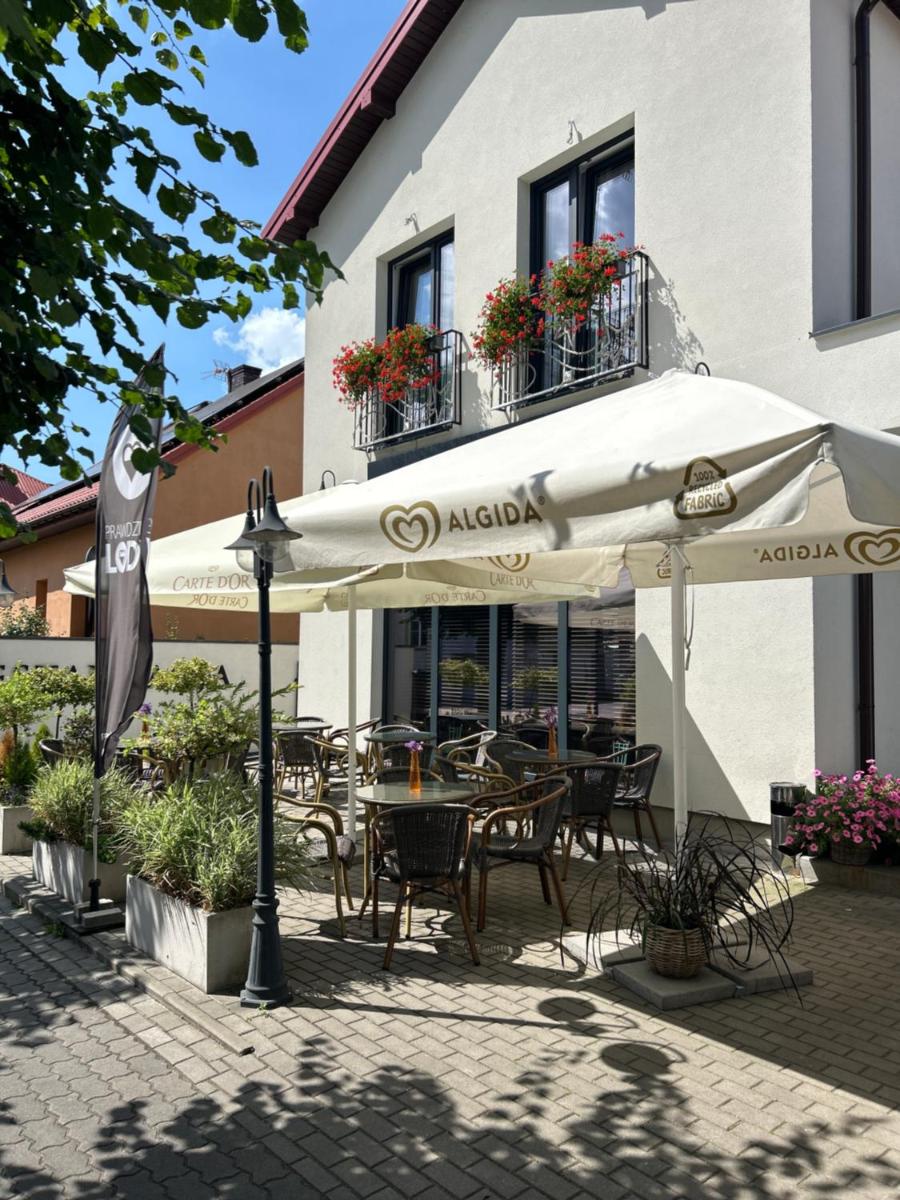 Dworska 24 - Housity