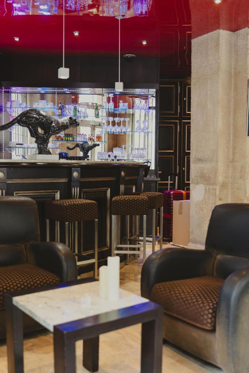 Grand Hotel Francais - Housity