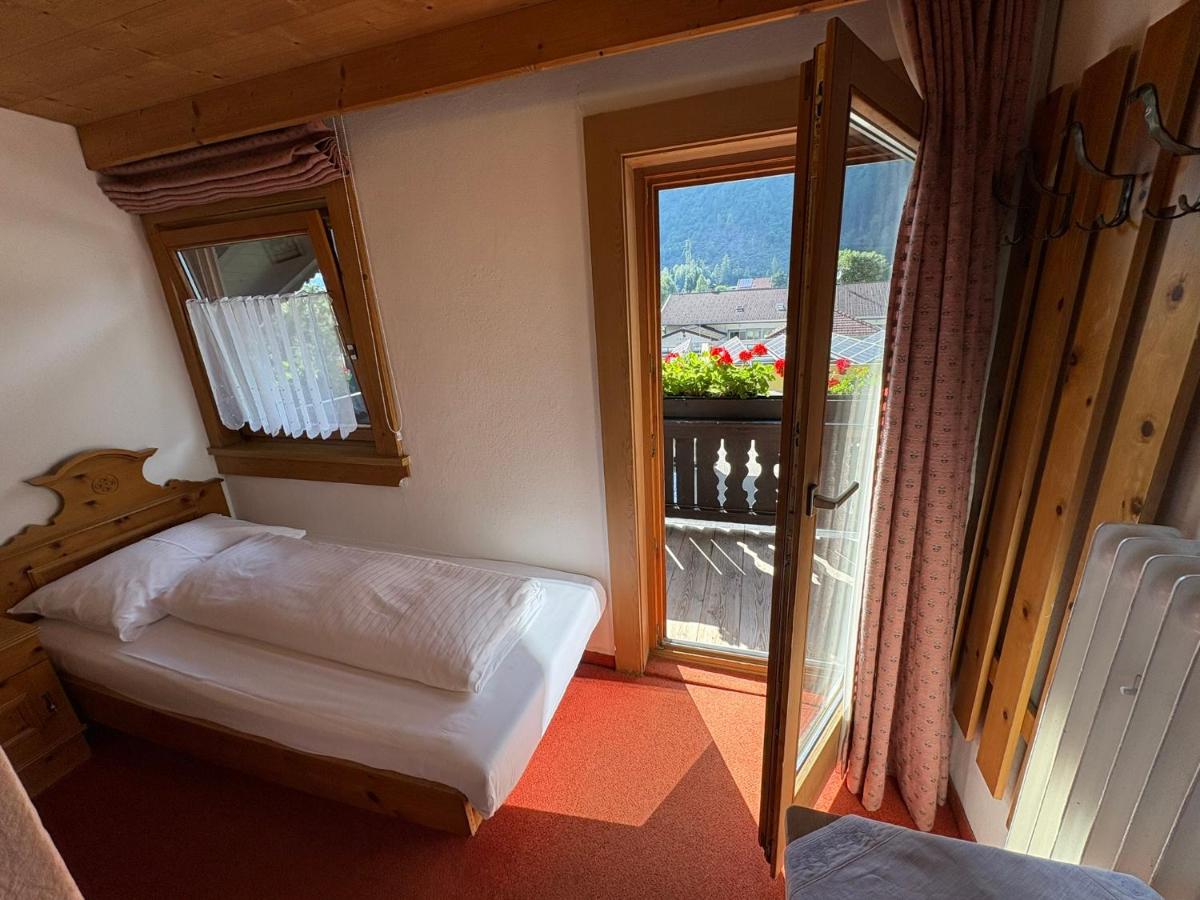 Bergsteiger-Zimmer Pension Obermair - Housity