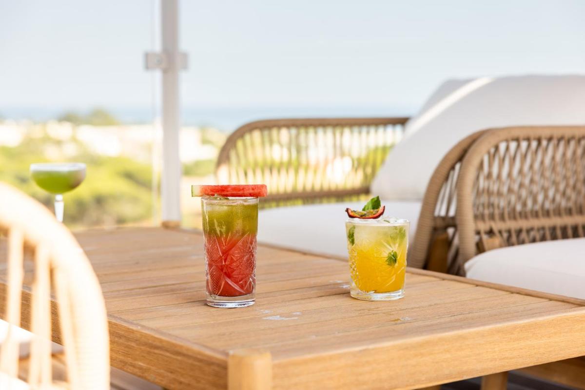 Bebidas em Castelo Suites Hotel
