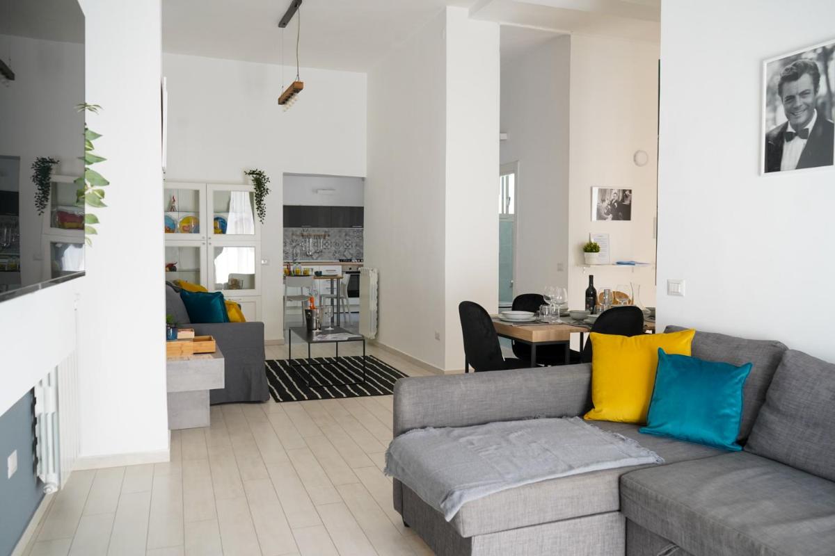 Scugnizzo Apartment CHIAIA - Housity