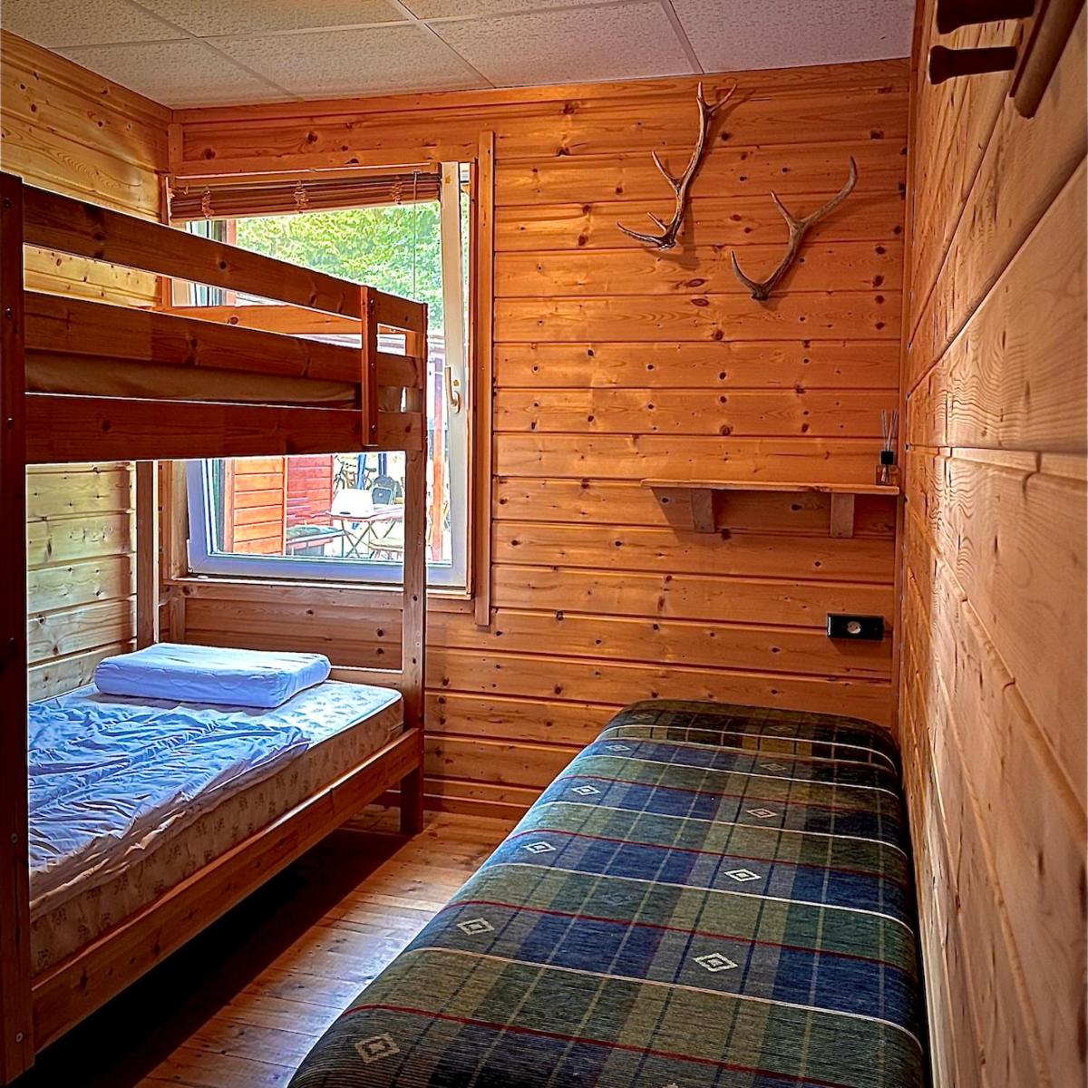 Bungalow 55 Naturcamping Ziegenrück Plothental - Housity