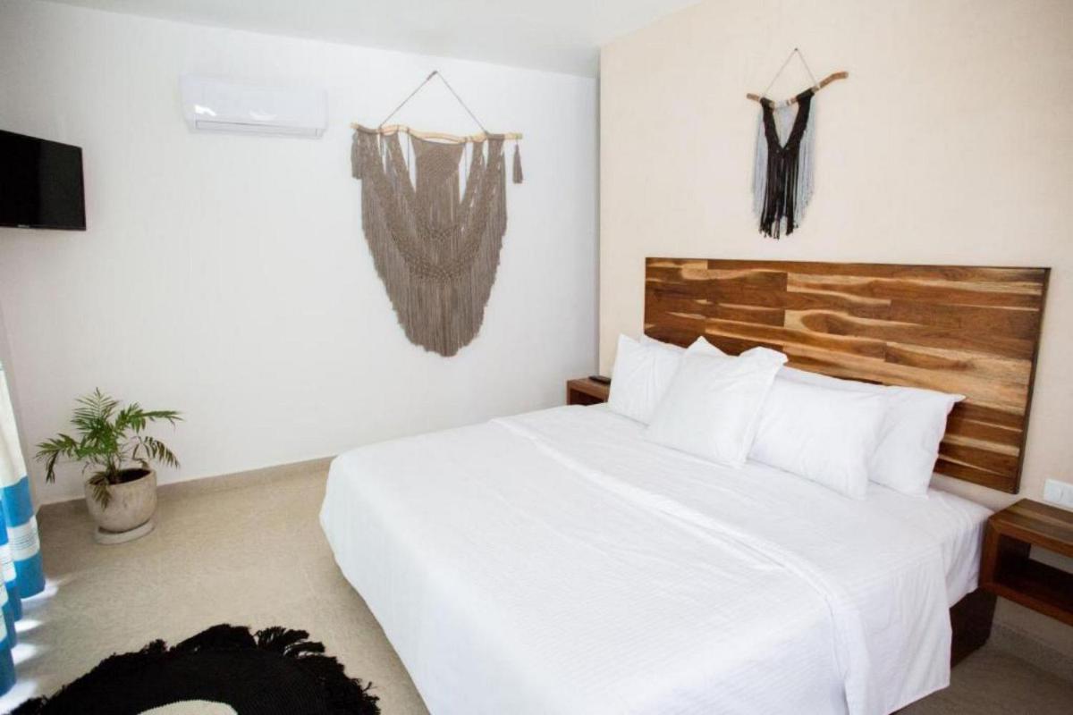 Lagoon Boutique Hotel - Luxury Chaman experience - Housity