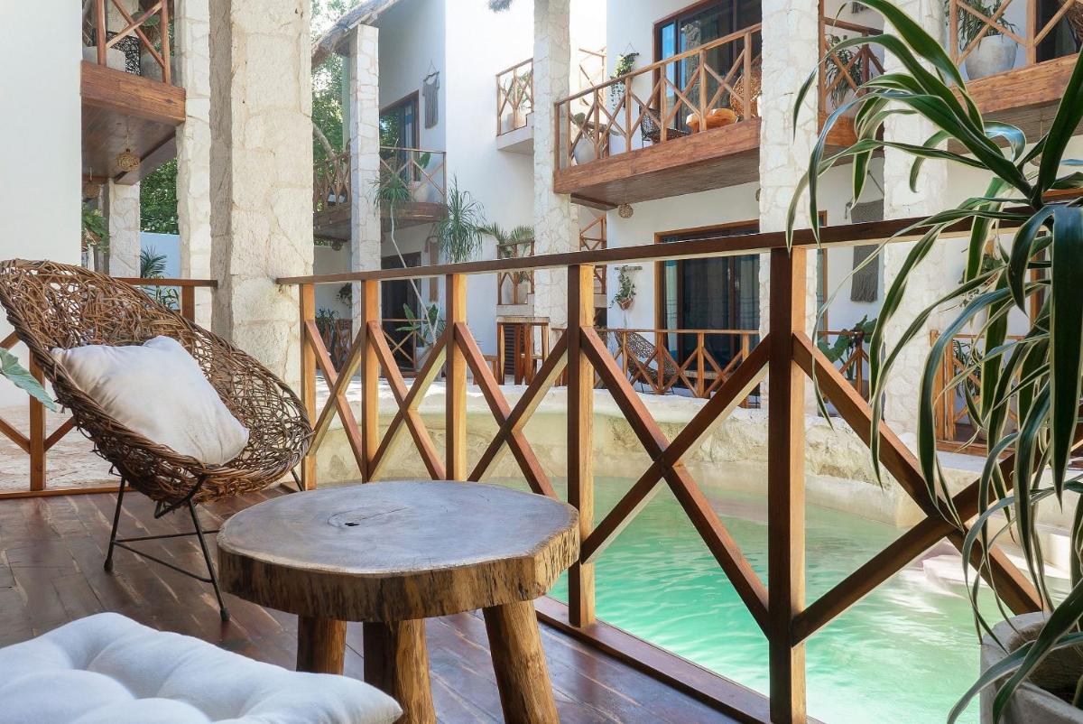 Lagoon Boutique Hotel - Luxury Chaman experience - Housity